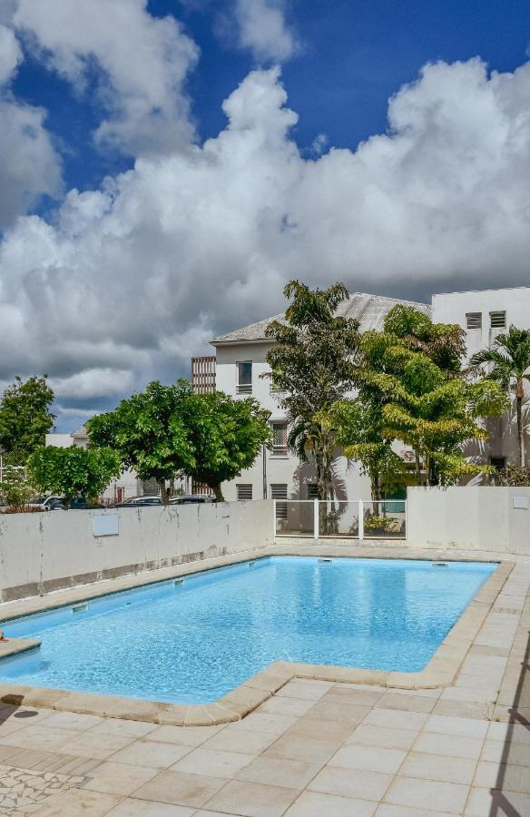 Charmant Appartement Aux Abymes Les Abymes Extérieur photo